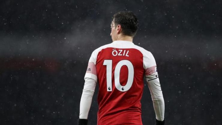 Mesut Özilden Hello Brother mesajı