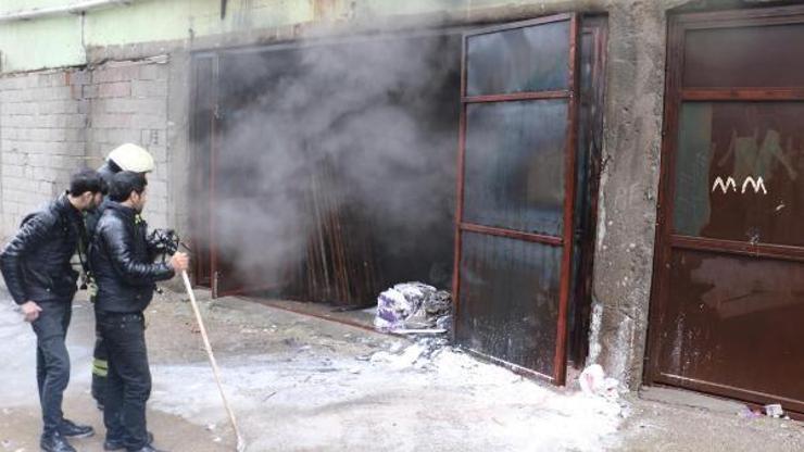 Diyarbakırda boya deposunda yangın