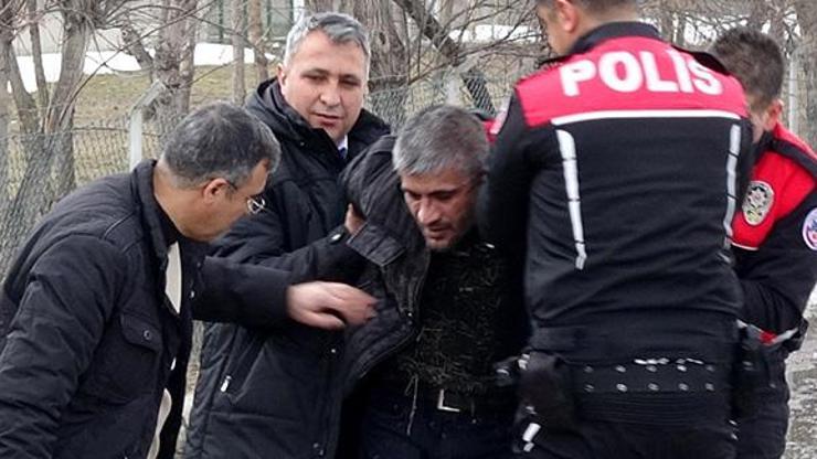 Boşanmak isteyen eşini çocuklarının gözünün önünde öldürdü