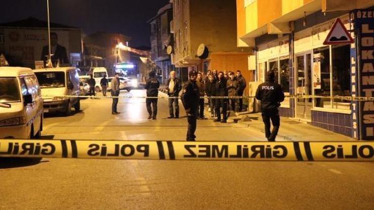 Çekmeköyde cadde ortasında pompalı tüfekle vuruldu