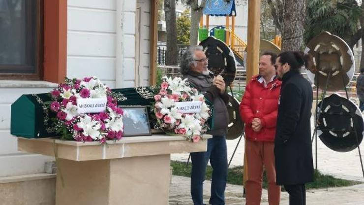 Barış Mançonun babası son yolculuğuna uğurlandı