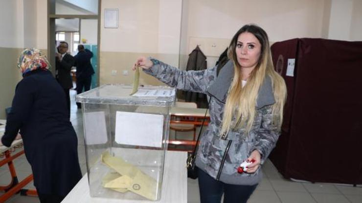 Eskişehir, Kütahya ve Bilecik’te oy verme işlemi başladı