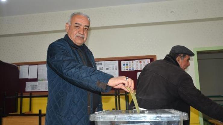 Malatyada seçmen, 2 bin 86 sandıkta oy kullanıyor