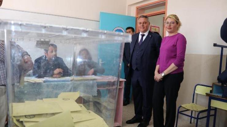 Denizli Büyükşehir adayı Ümit Bahtiyar oyunu kullandı