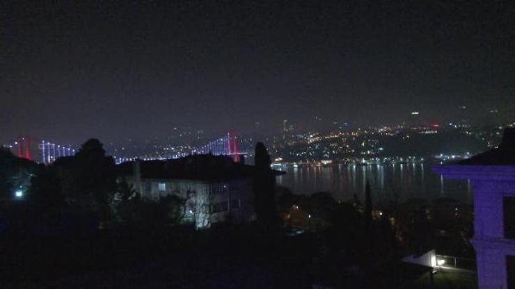 Üsküdarda boğaz manzaralı villada yangın