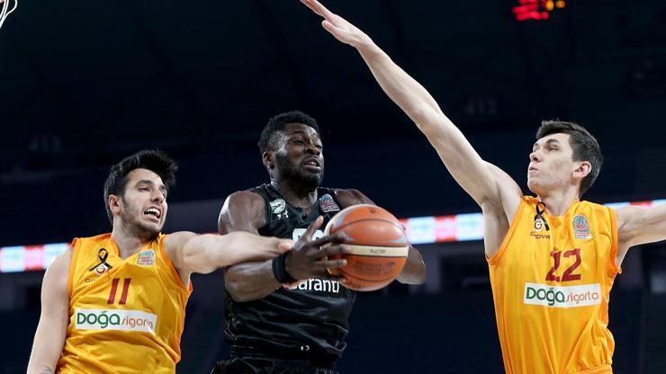 Darüşşafaka, Galatasarayı devirdi