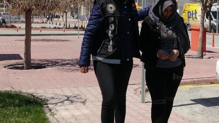 Eşi öldükten sonra sevgilisiyle uyuşturucu kuryeliğine başlamış