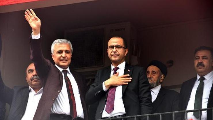 Ceylanpınar Belediye Başkanı mazbatasını aldı