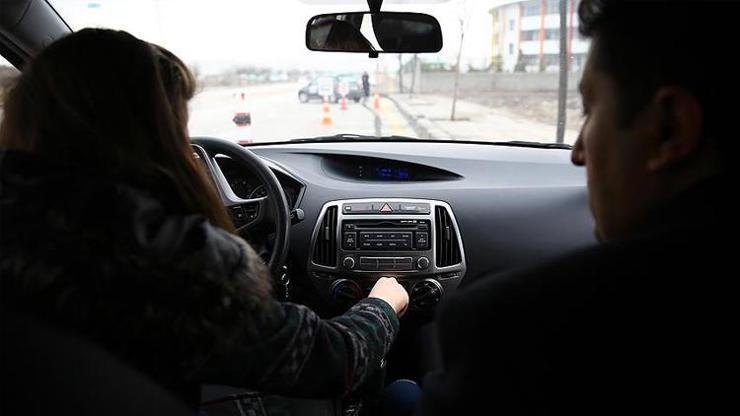 Ehliyeti olup da araba kullanamayanlar dikkat