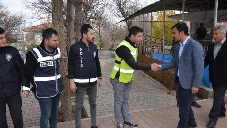Sarıoğlanda şehit polisler için mevlit okutuldu