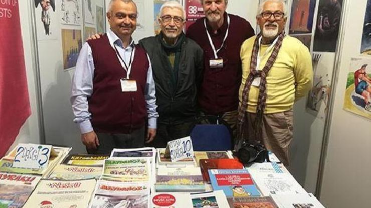 Kitap Fuarında karikatüre ilgi