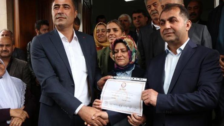 Batman Belediye Başkanı göreve başladı