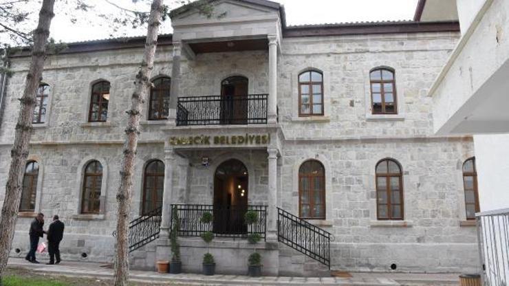 Kalecik Belediyesi, tarihi binada hizmet veriyor