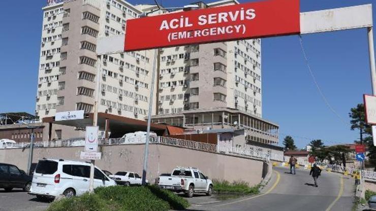 Otobüsle çarpışan motosikletteki 2 kişi öldü