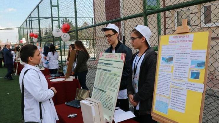 Afyonkarahisarda Bilim Fuarı açıldı
