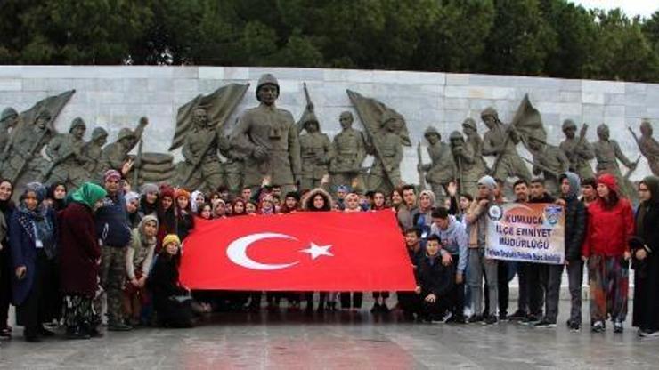 Öğrenciler tarihi yerleri gezdi