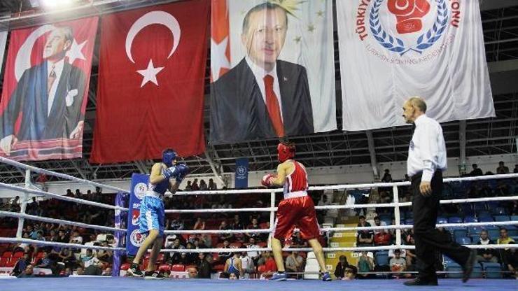 Osmaniyeli Emirhan Taştan bronz madalya