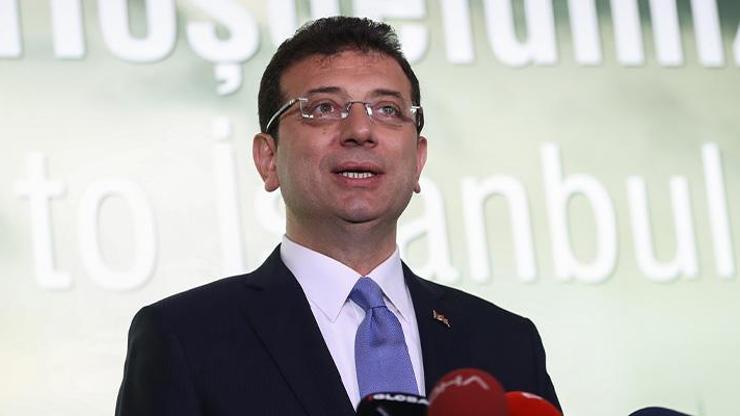 Ekrem İmamoğlu ilk mesai gününde belediye binasına geldi