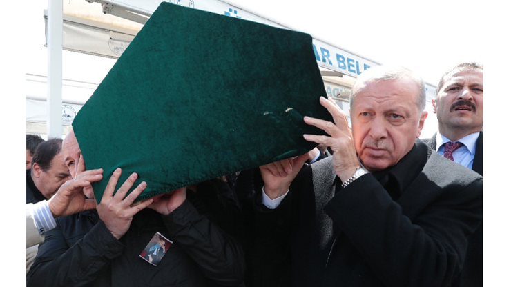 Cumhurbaşkanı Erdoğan, cenaze namazına katıldı
