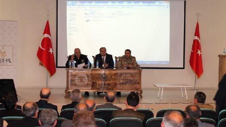 Turhalda muhtarlar toplantısı yapıldı