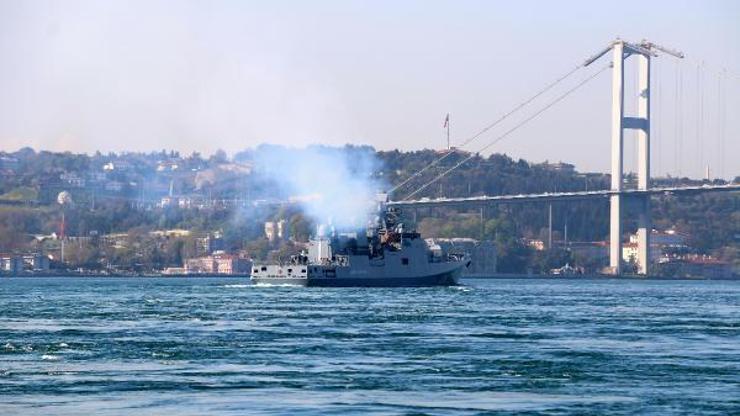 Rus savaş gemisi Boğazdan geçti