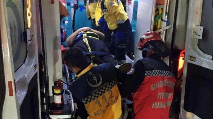 Kavşakta iki otomobil çarpıştı: 2 yaralı