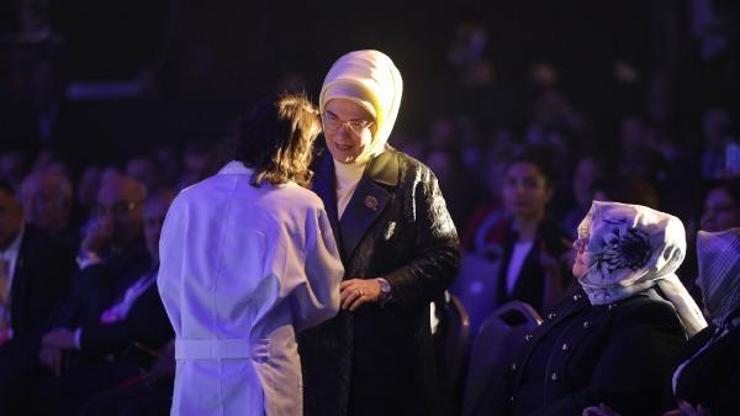 Emine Erdoğan Uluslararası Geleneksel ve Tamamlayıcı Tıp Kongresinde konuştu