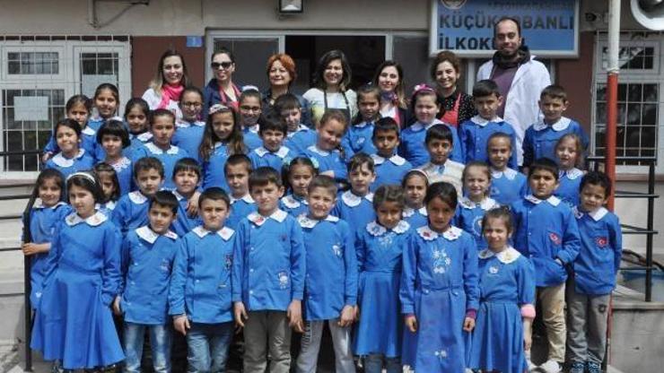 Köy çocuklarına kil sanatı öğretildi