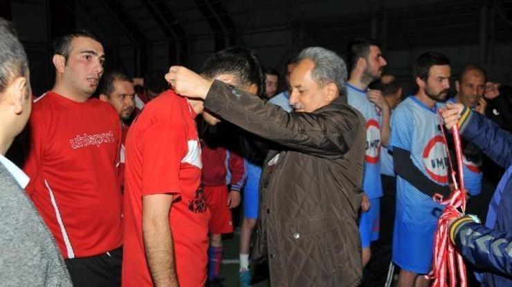 Şipitin Çıksın Kurumlar Futbol Turnuvası şampiyonu Devlet Hastanesi oldu
