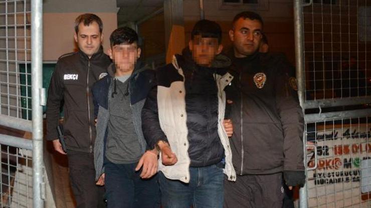 Bekçilerden kaçtılar, çatıda saklanırken yakalandılar