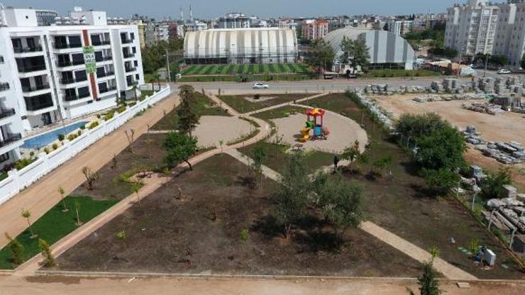 Kızıltoprakta yeni park çalışması
