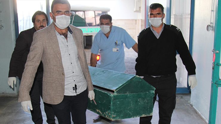 İran sınırında 2 erkek cesedi bulundu