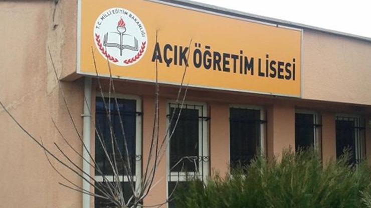 AÖL kayıt yenileme – İşte MEB 2019 açık lise kayıt yenileme ücreti