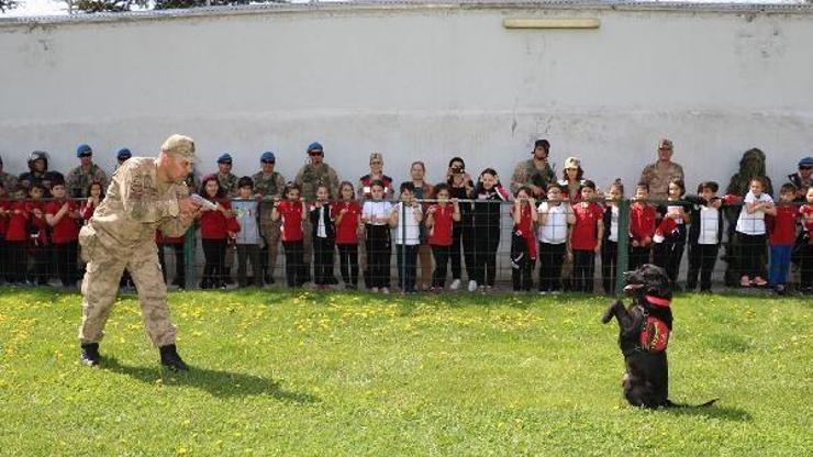 İlkokul öğrencilerinden jandarmaya ziyaret