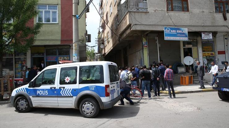 Diyarbakırda silahlı saldırı: 3 yaralı