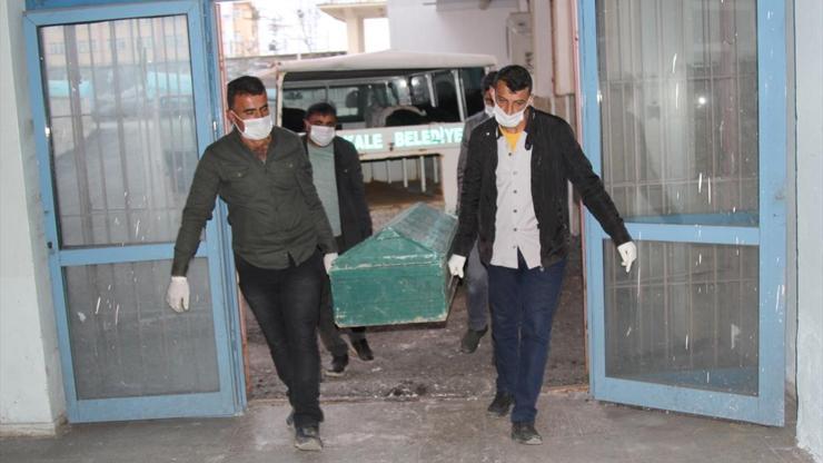 İran sınırında 6 erkek cesedi bulundu