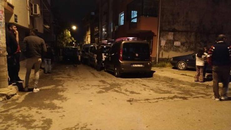 Birbirine bağladığı çoraplarla kendini astı
