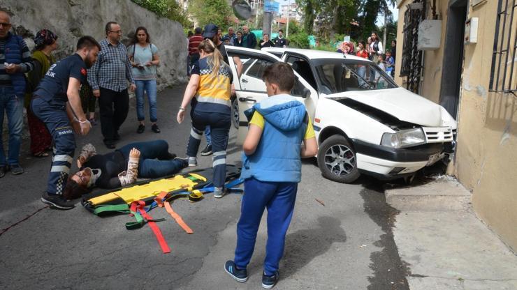 Önce yayaya sonra binaya çarptı