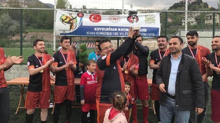 Koyulhisarda futbol turnuvası sona erdi