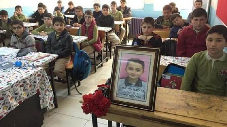 Devrilen patpatın altında kalan Mustafa, öldü