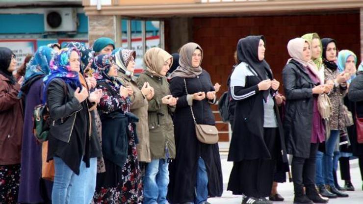 Balkondan düşen TEMA temsilcisi Mine, toprağa verildi