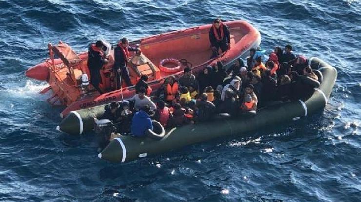 Kuşadası ve Didim açıklarında 145 kaçak göçmen yakalandı