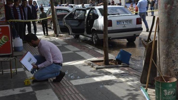 Siverek’te silahlı kavgada otomobiller zarar gördü