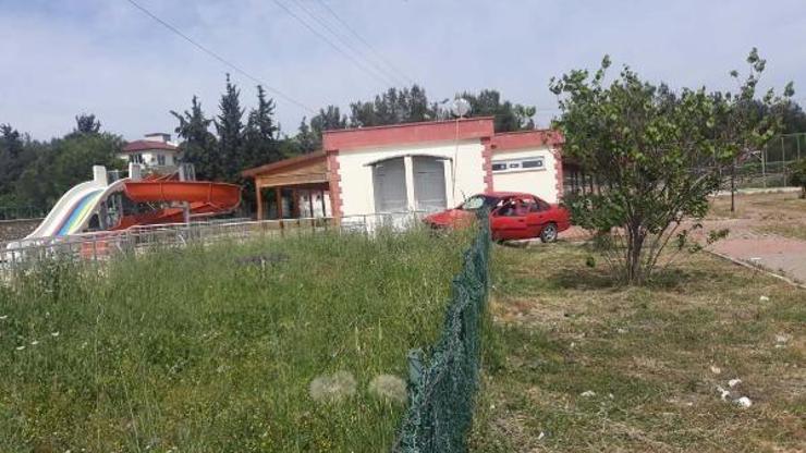 Otomobil bahçe duvarına çarptı: 5 yaralı