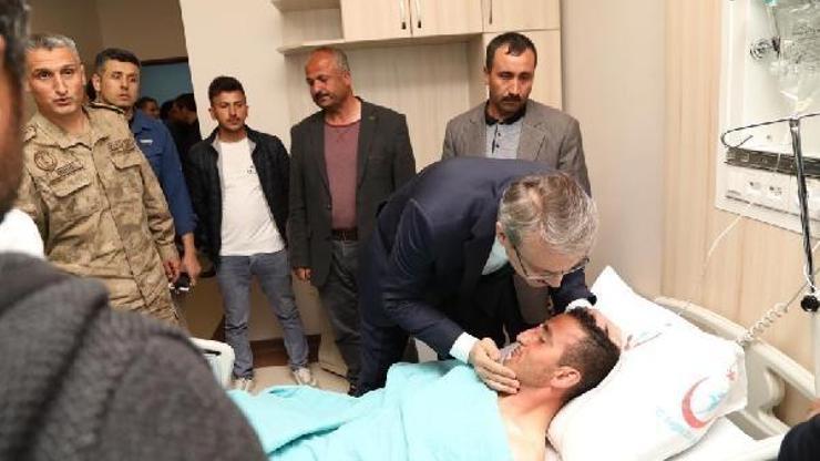 Vali Ekinciden yaralı askerlere ziyaret