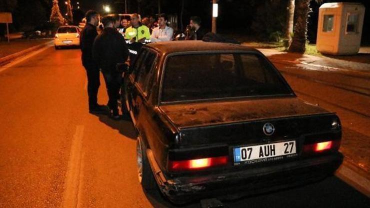 Kovalamaca sonunda durdurulan otomobildeki silah oyuncak çıktı