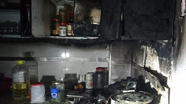 Ocakta unutulan yemek yangın çıkardı