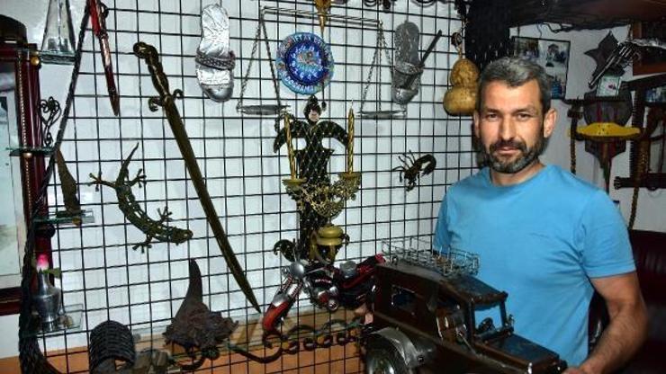 Atık demirleri süs eşyasına dönüştürüyor