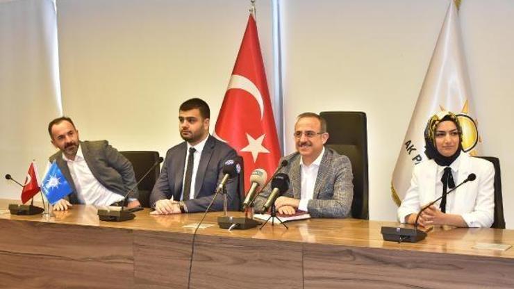 AK Parti İzmirde yeni yönetim açıklandı