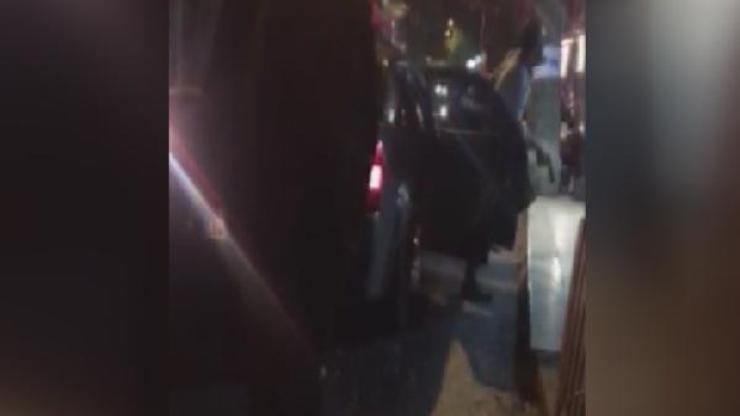 Tuzlada kahvehaneye silahlı baskın kamerada : 2 yaralı